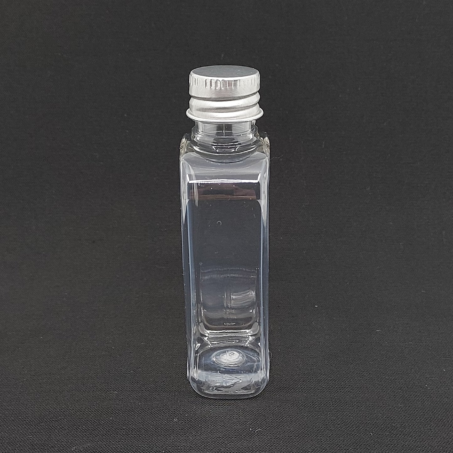 50 cc Pet Dikdörtgen Şişe - Gümüş Metal Kapak